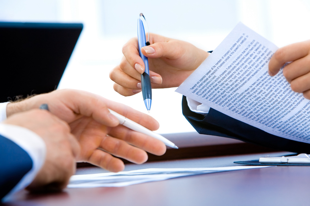 Acceptation pure et simple d’une succession en présence d’un engagement de caution : le cadeau empoisonné ?